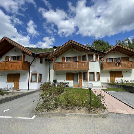 Residence Valentino Pinzolo Buitenkant foto